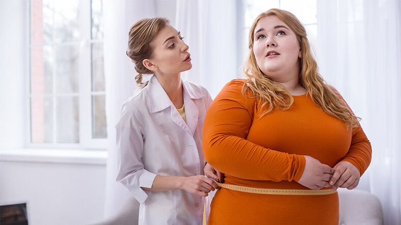 Problem nadwagi u kobiet przed przyjęciem herbaty Matcha Slim